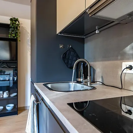 - Monza Milano - Garage Privato Vimercate